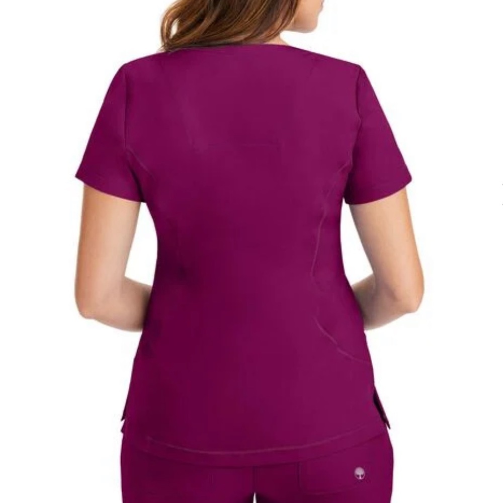 HEALING HANDS SCRUB TOP - Picture 1 of 7